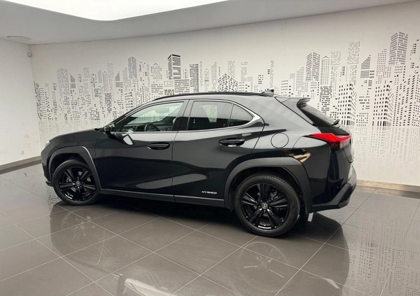 Lexus UX cena 147900 przebieg: 33163, rok produkcji 2021 z Brzeziny małe 466